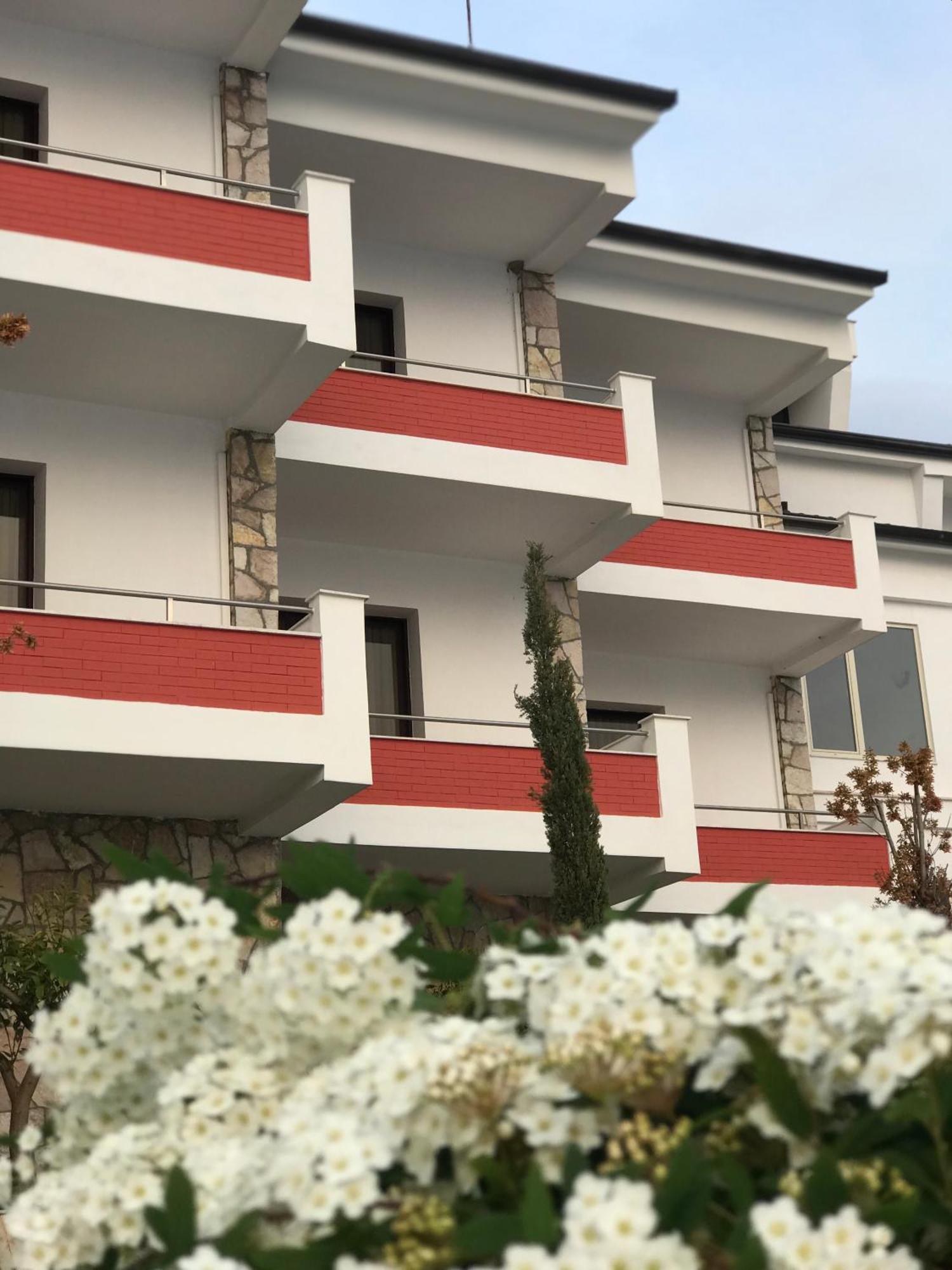 Chateau Linza Resort Shkoze Exterior foto